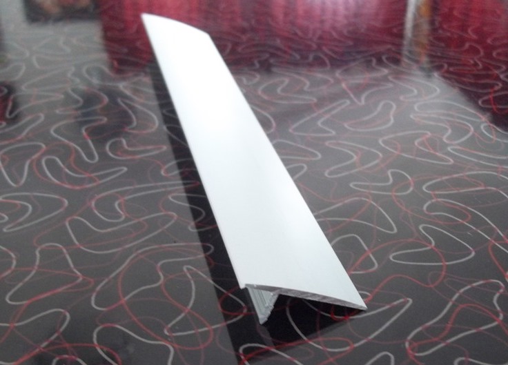 1950s Metal Banding, Retro Metal Banding, 

	  Retro Table Banding, 1950s Retro Table Banding, Table Edging, Vintage Table Edging, Satin Finish, Metal Edging, 

	  1950 Metal Edging, Retro Table Edging, 1950s Table Edging